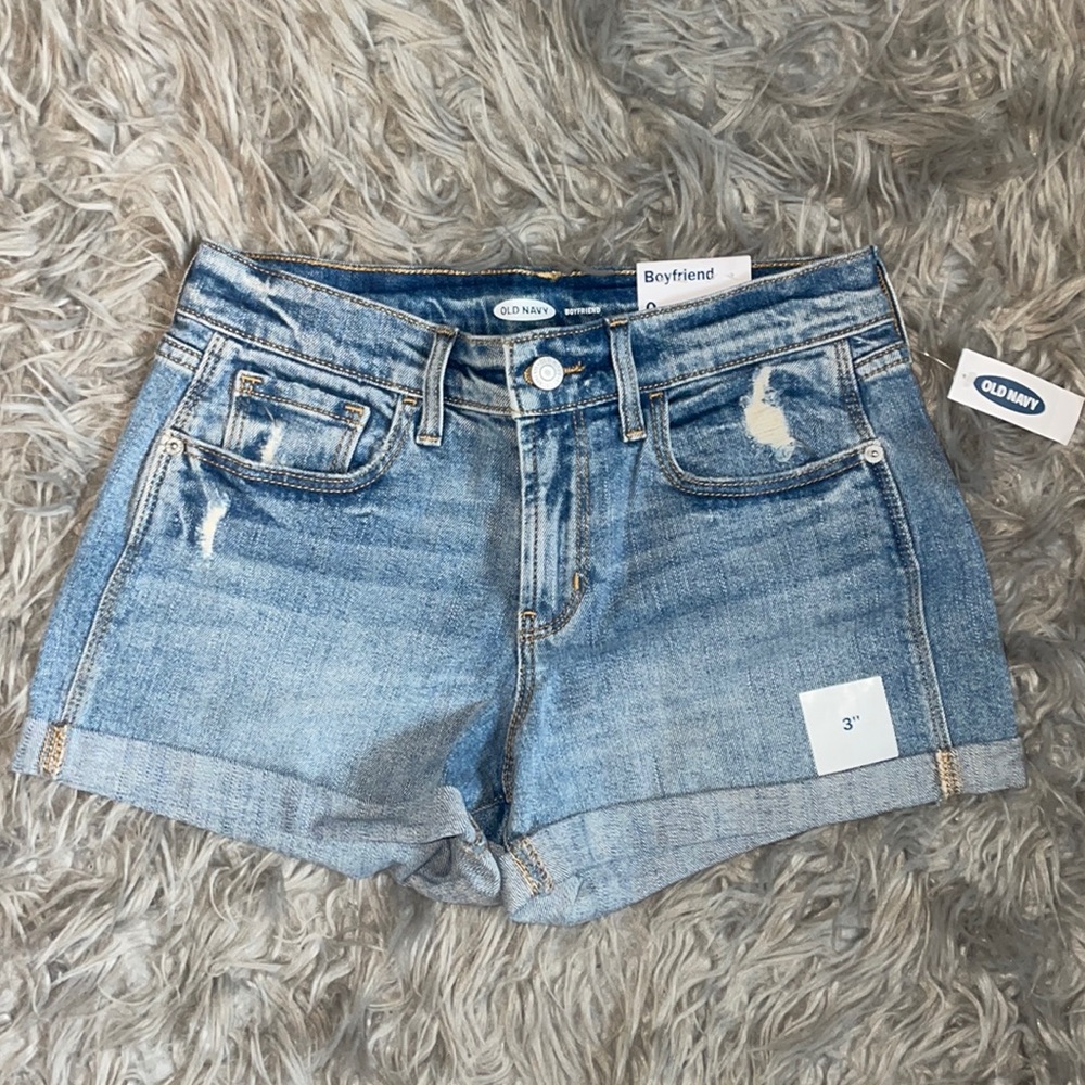 OLD NAVY 3” BOYFRIEND SHORTS